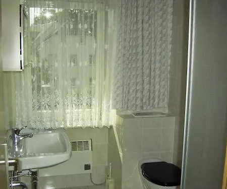 Gasthof Zum Weissen Ross Guest house *